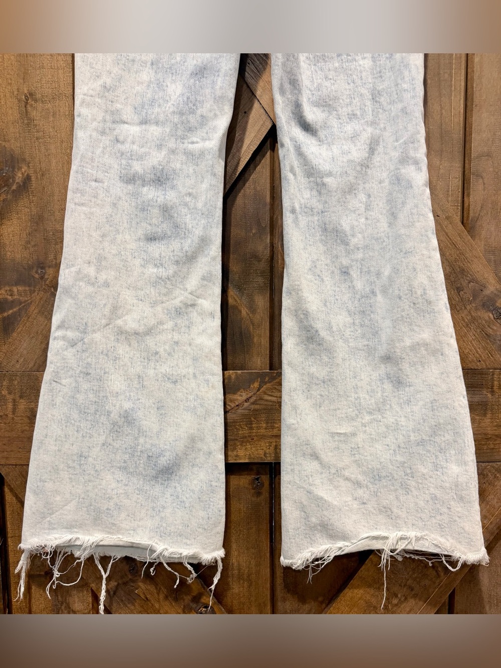 Risen - Avril Flared Vintage Light Wash Jeans - Picture 14 of 16